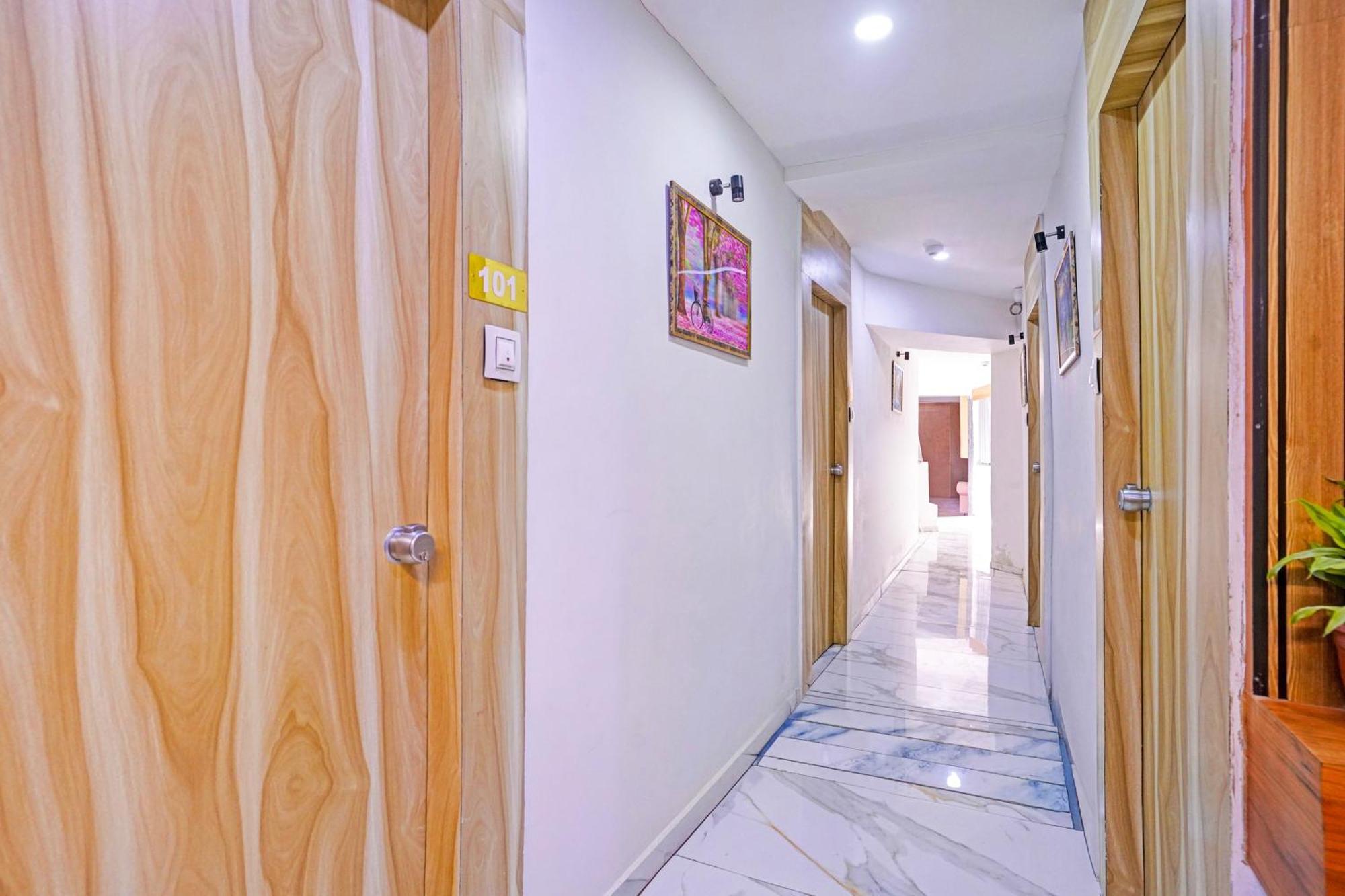 Hotel O Patang 24 Ahmedabad Exterior photo