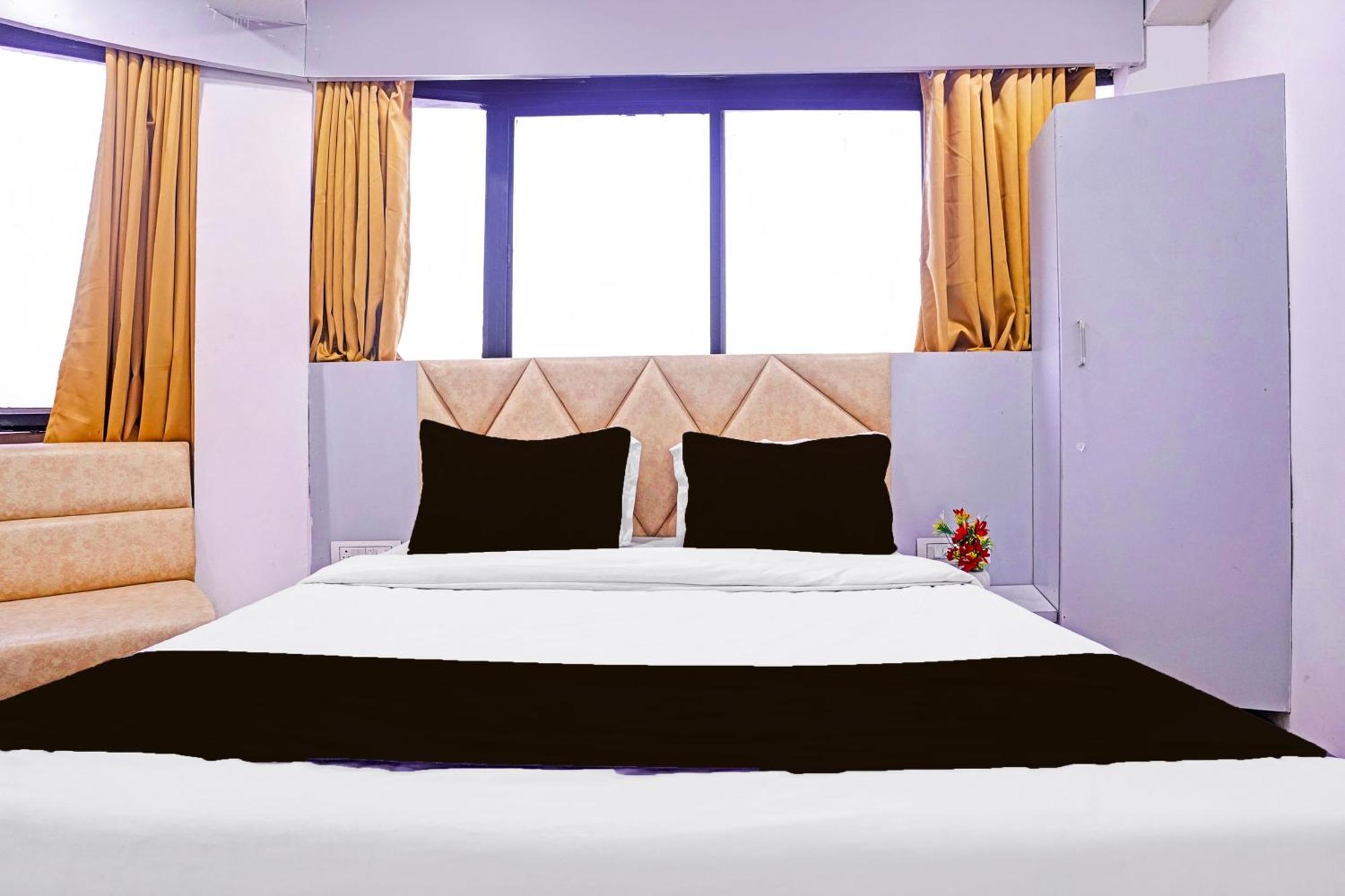 Hotel O Patang 24 Ahmedabad Exterior photo